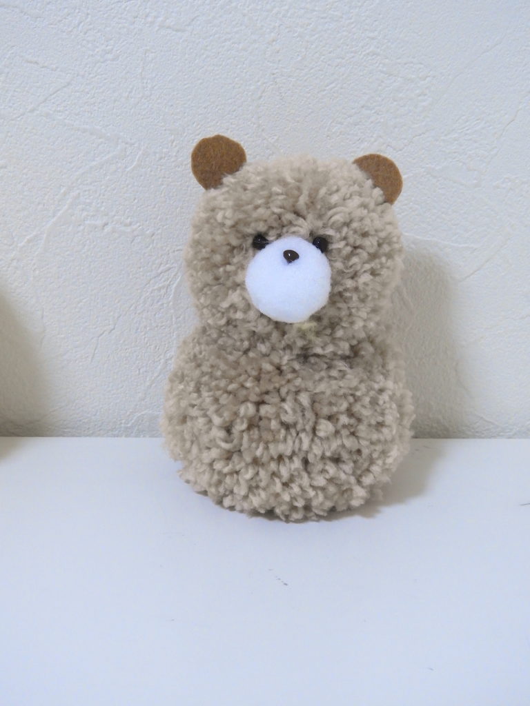 ぽんぽん豪物ぬいぐるみ　くま